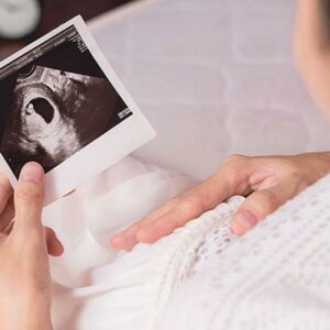 Thai lưu là gì? Dấu hiệu và nguyên nhân khiến thai chết lưu